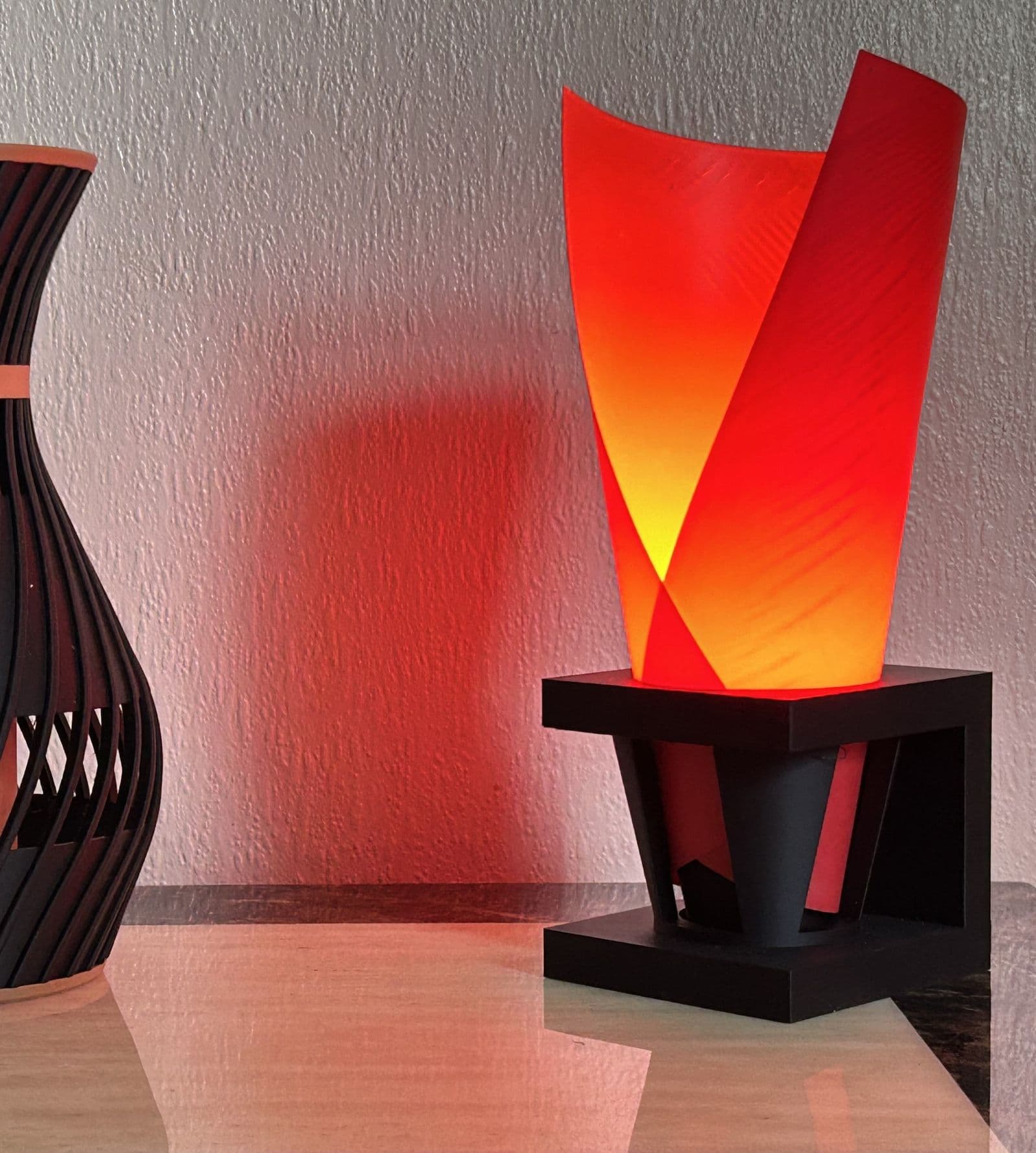 Vesper – Sculptural Bedside Lamp — 3
