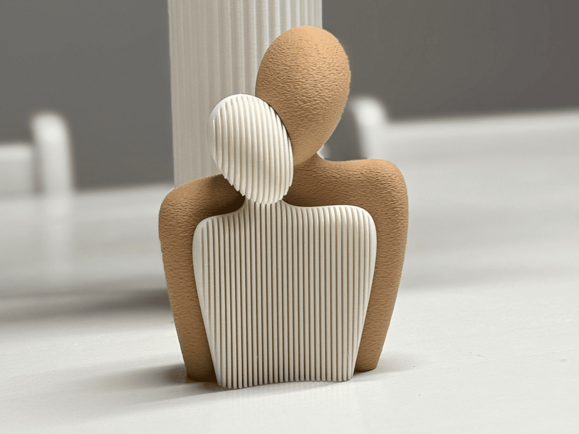 Valentine's Day Couple Statue — 3