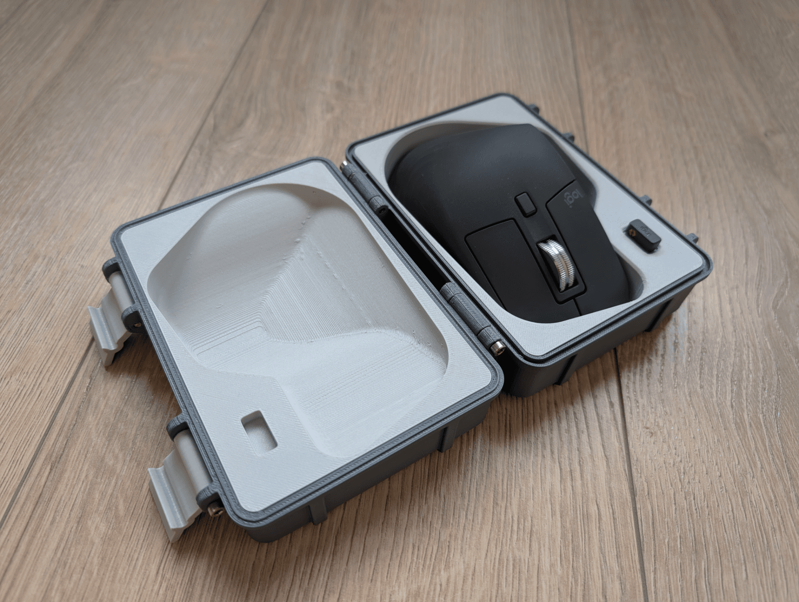 Logitech MX Master 3/S Rugged Storage Case — 1
