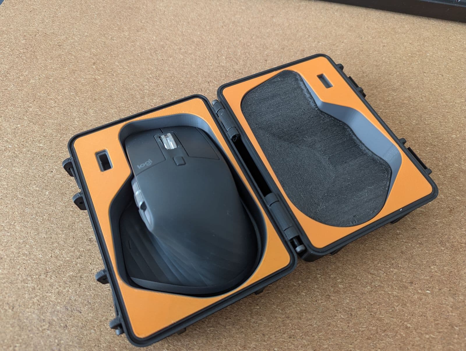 Logitech MX Master 3/S Rugged Storage Case — 5