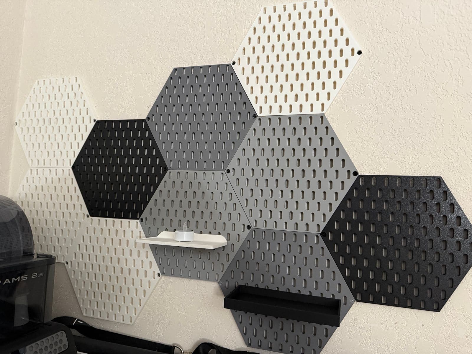 Hexagonal Skadis type board v2 — 1