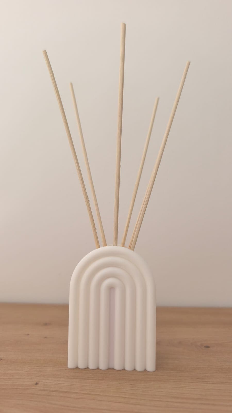 Vase — 9