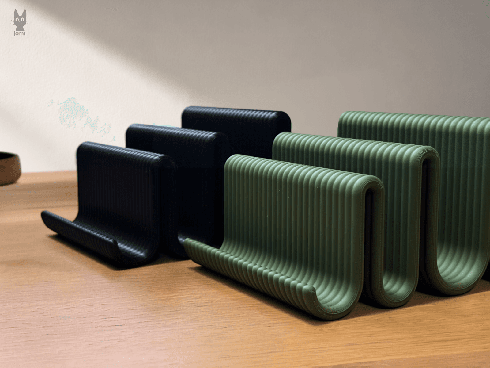 Wave • Parametric Device Stand (1-3 Slots) — 3