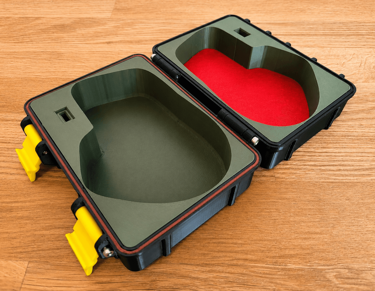 Logitech MX Master 4 Rugged Case with TPU Inlay — 3