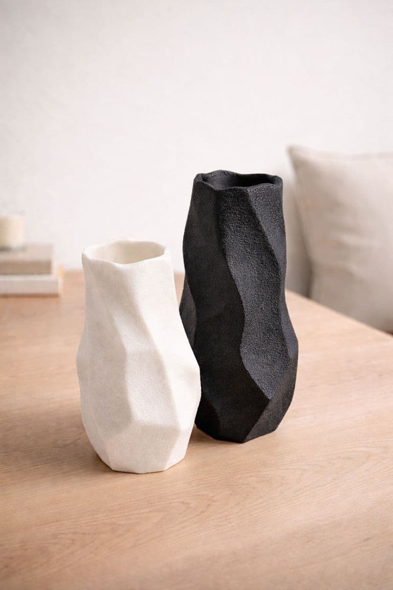 modern, sculptural vase — 1