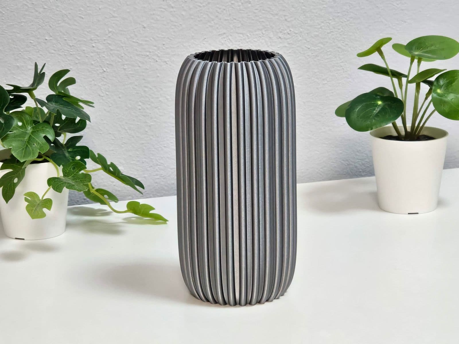 Archer Slim Vase - Homee Creations — 3