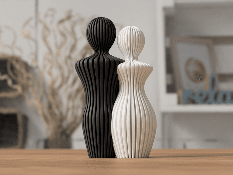 Couple Statue — 1