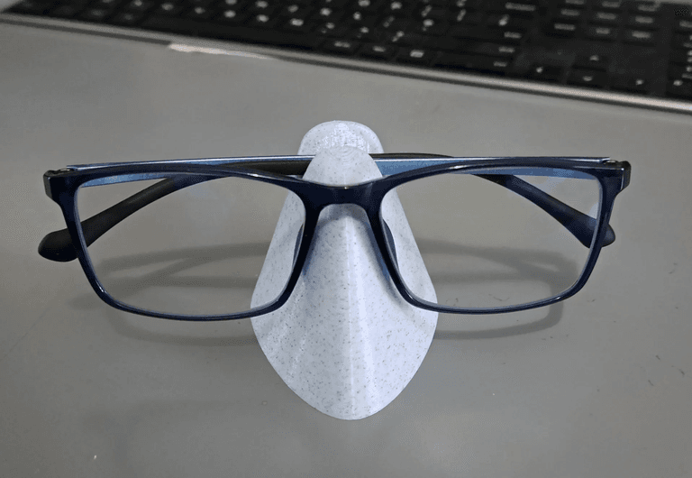 Glasses Stand — 1