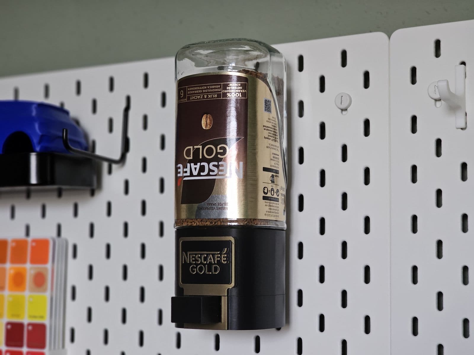 Nescafe Gold Coffee Dispenser — 4