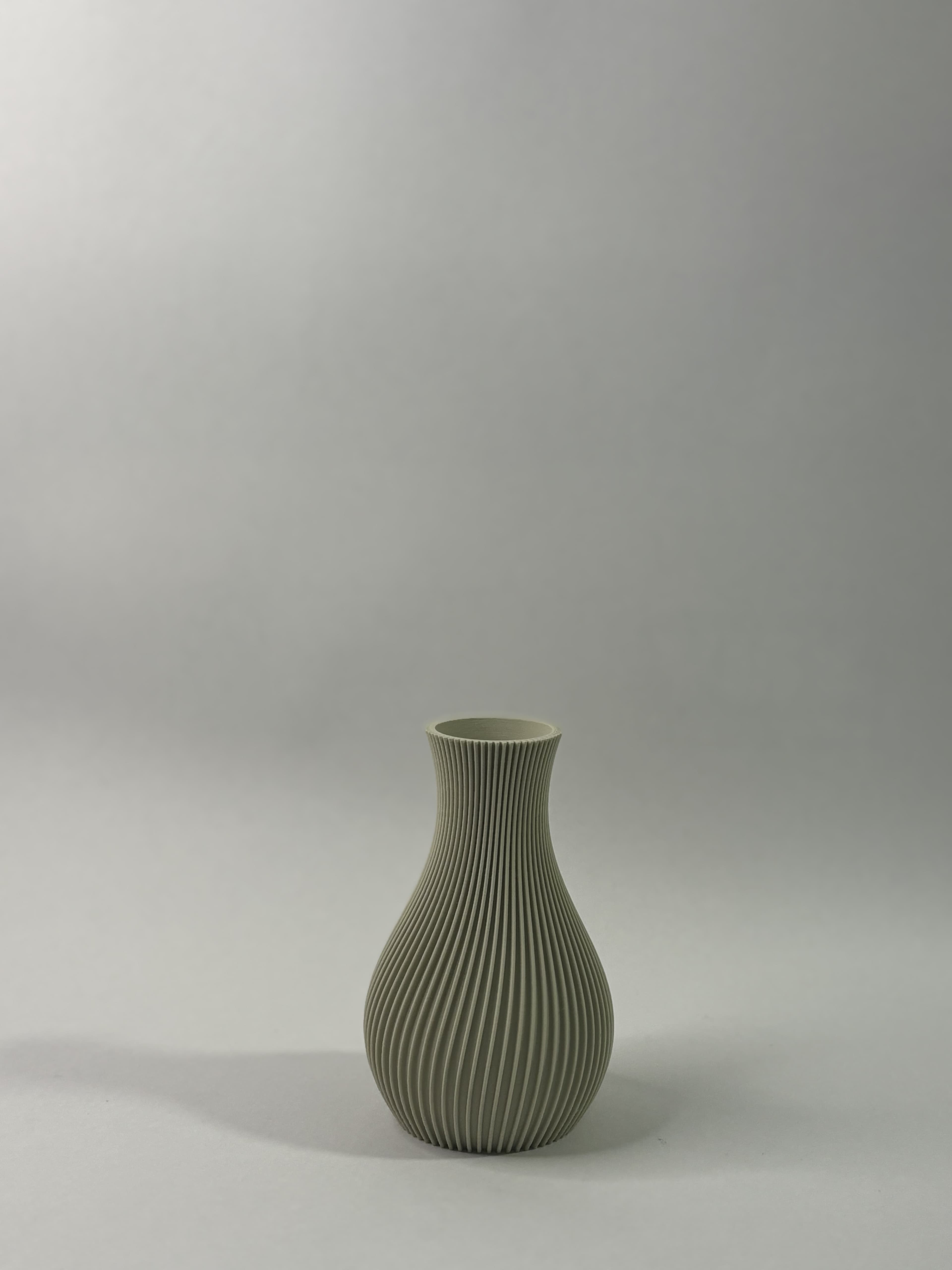 Modern Japandi Vase — 10
