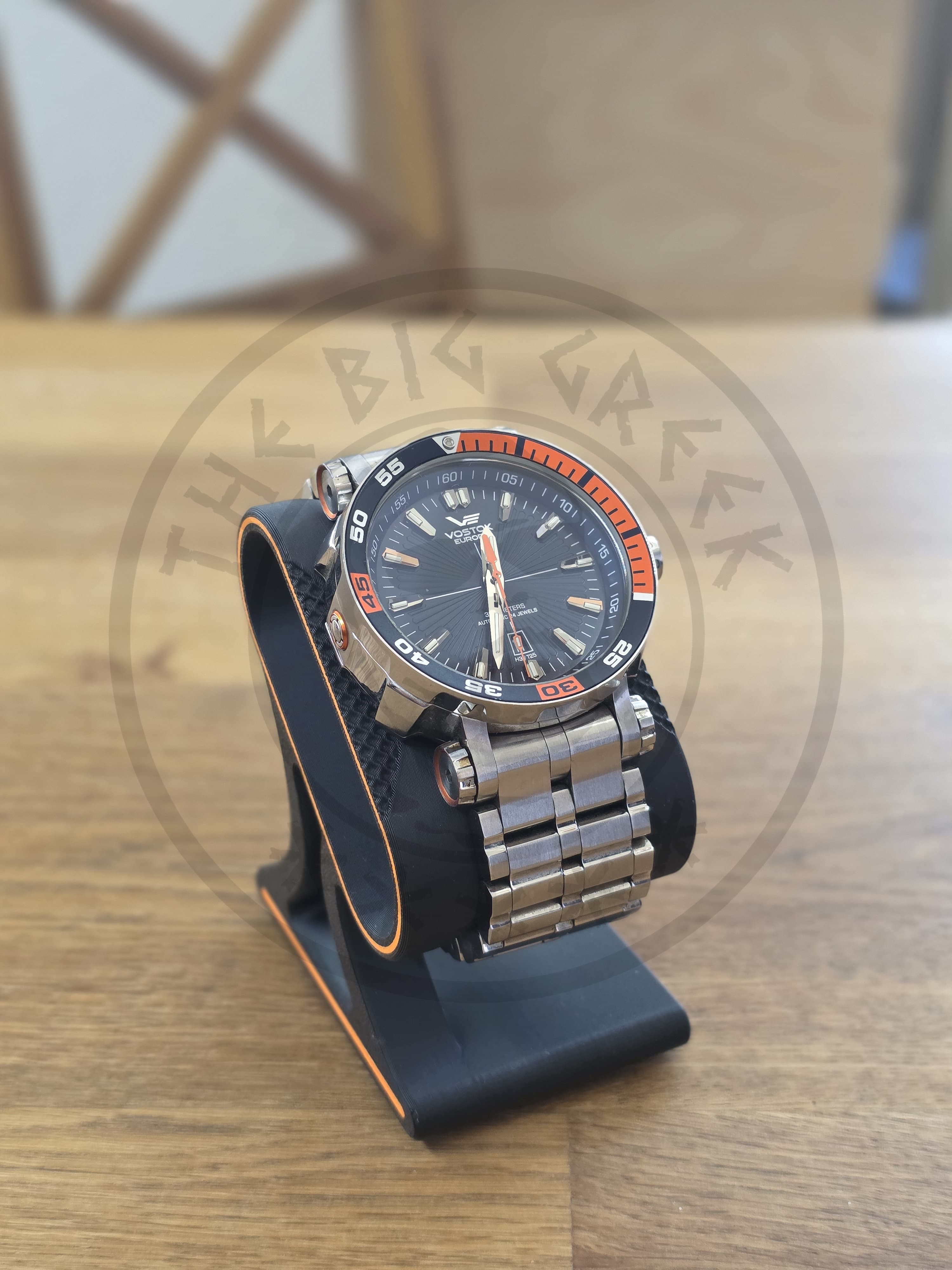 Design Watch Stand II — 3