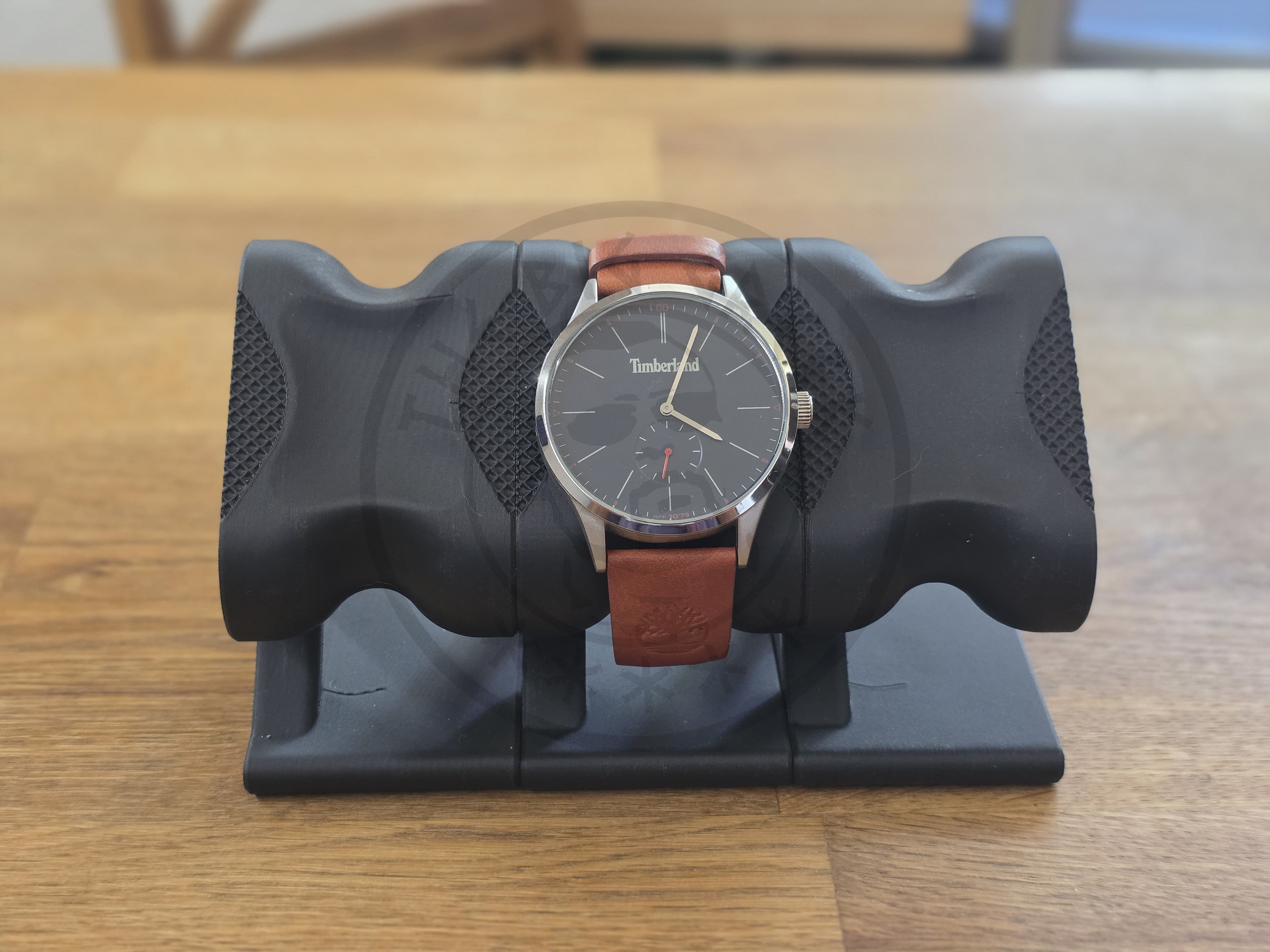 Design Watch Stand II — 6