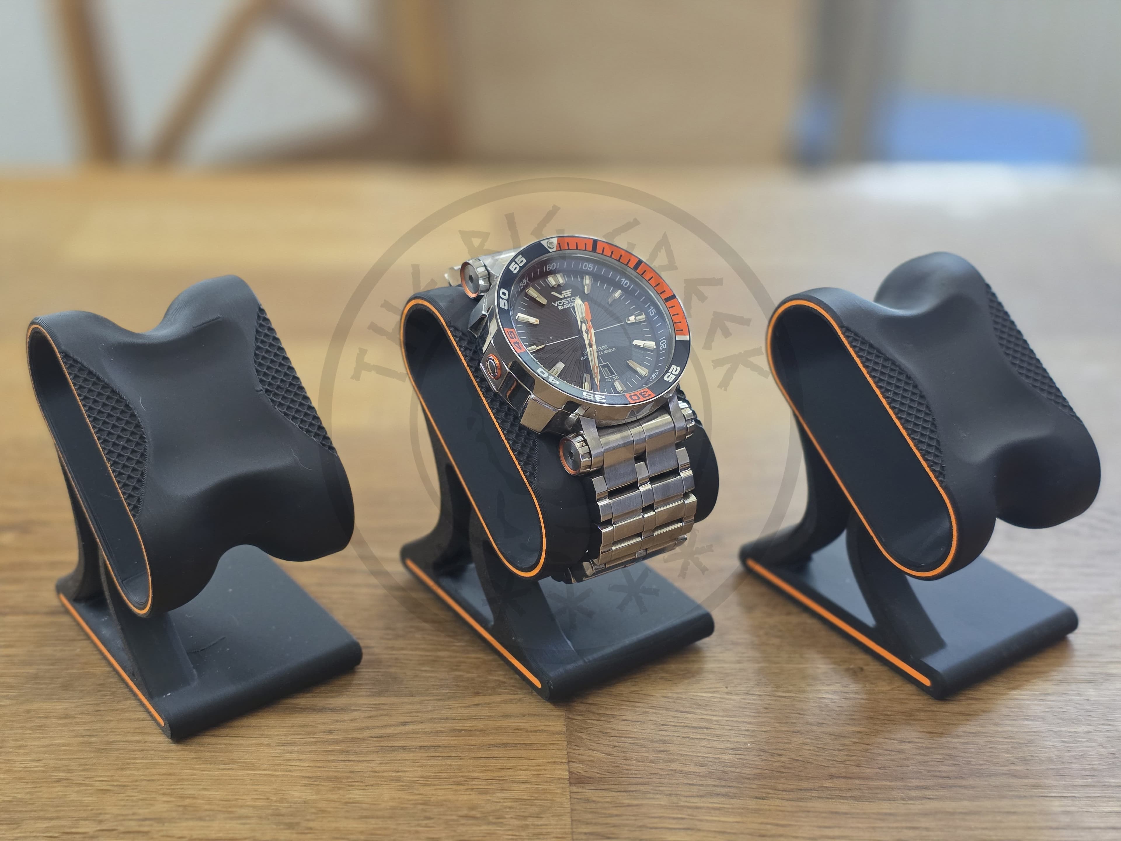 Design Watch Stand II — 4