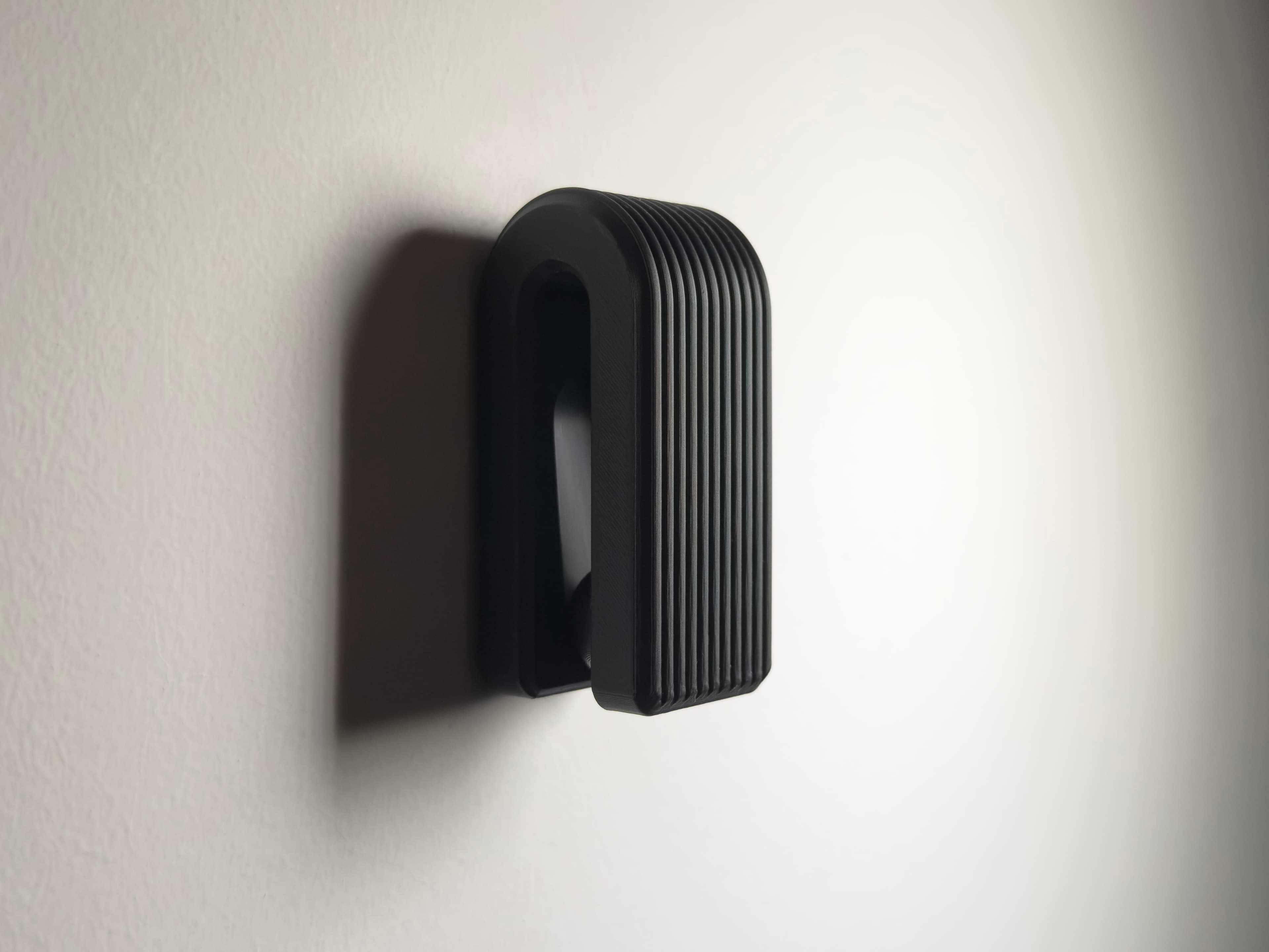 Auto-locking Hanger - Gravity Towel Hook - Ribbed — 3