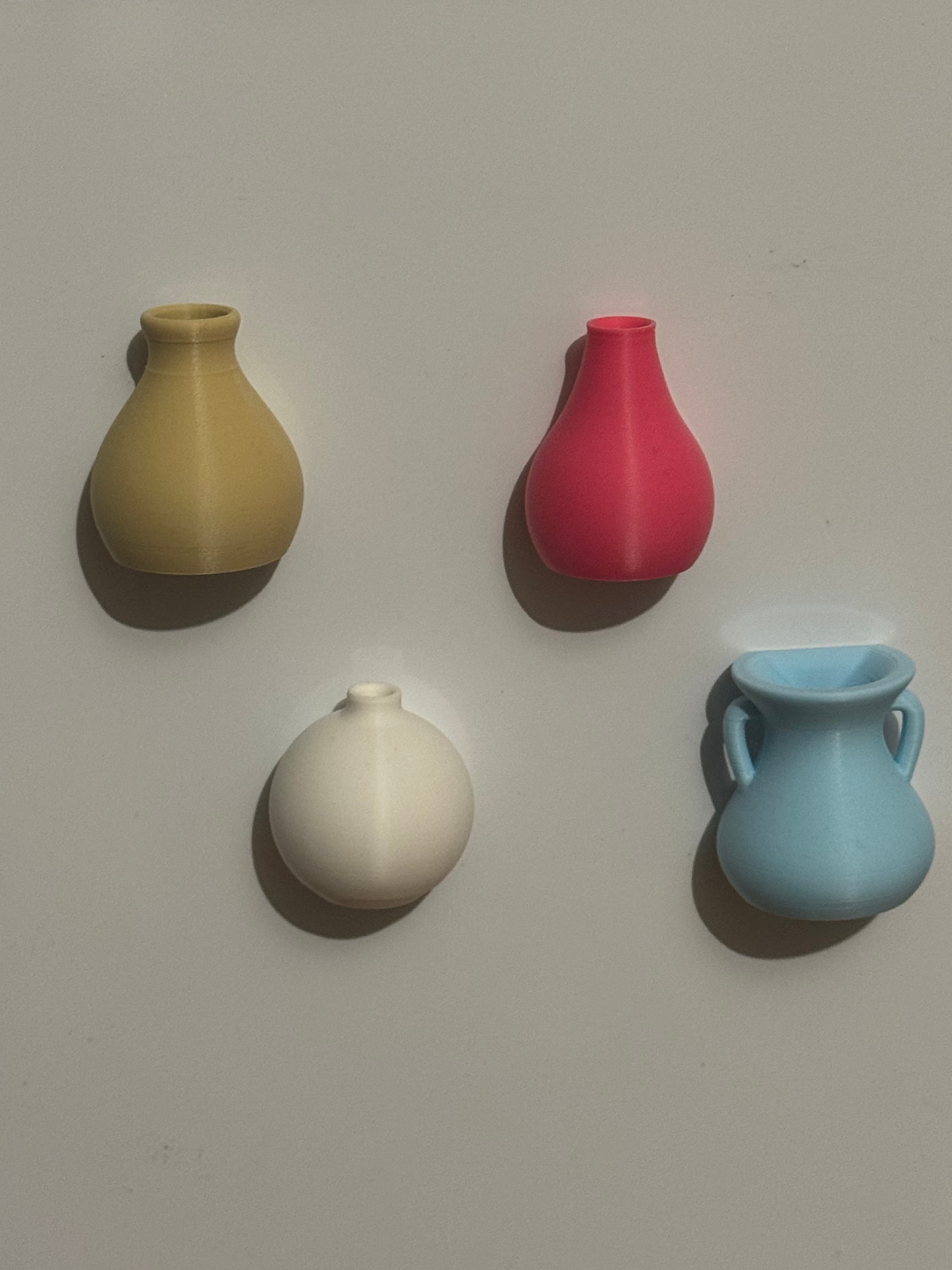 Mini Vase Fridge Magnets — 1