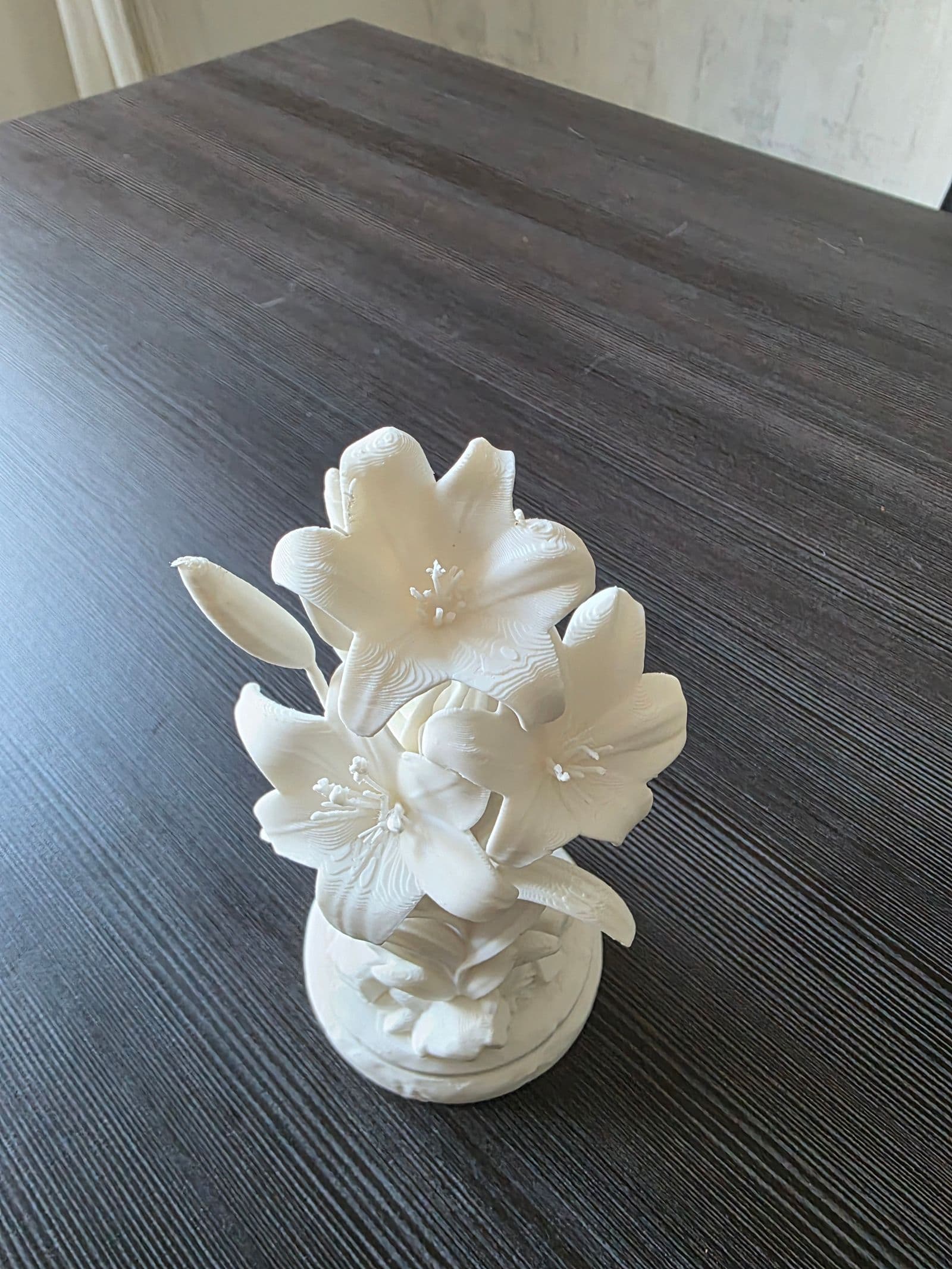 Elegant Lily Flower Sculpture — 4