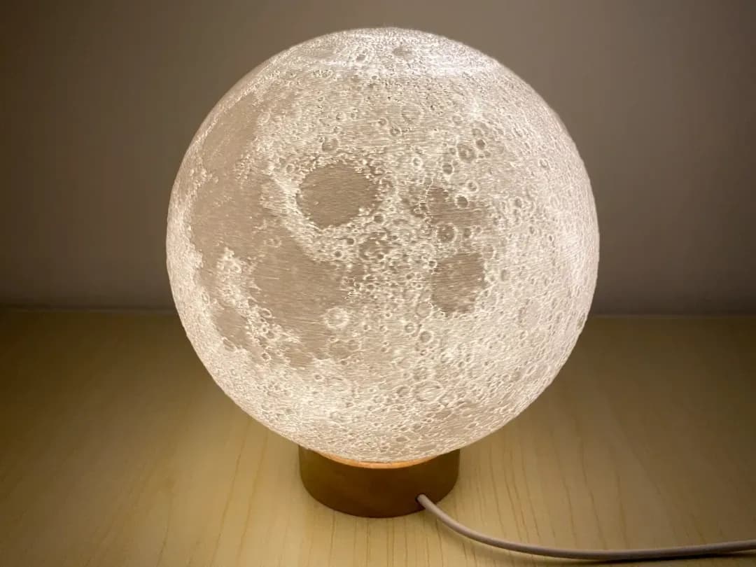 Simple and Affordable Moon Lamp — 3