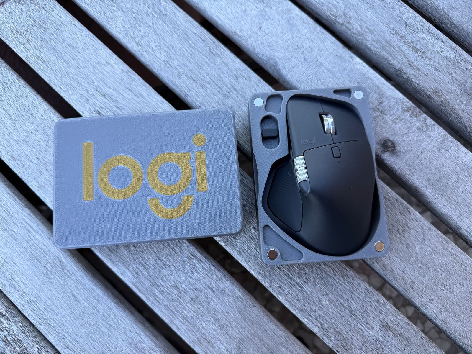 Logitech MX MASTER 4 / 3s MagnetCase — 3