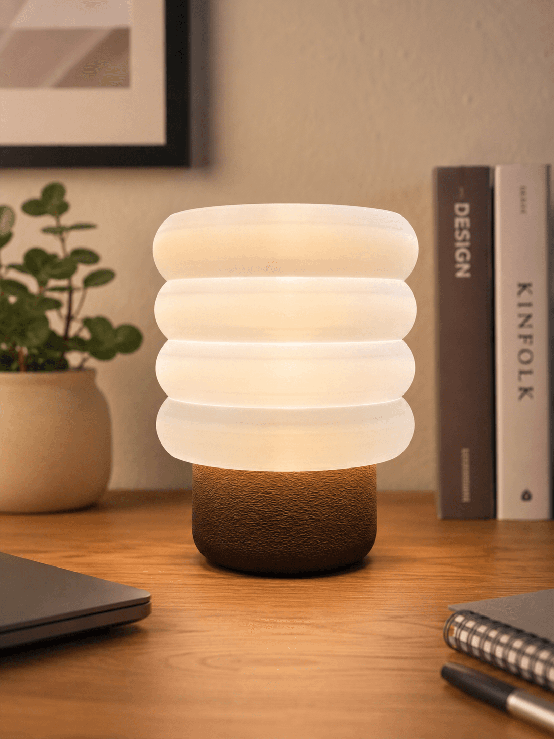 Wavy Ambient Lamp - Modern Minimal Cozy Table Lamp — 4